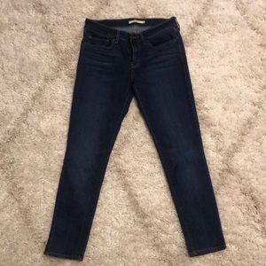 Levi Women Blue Skinny Jeans Size 27